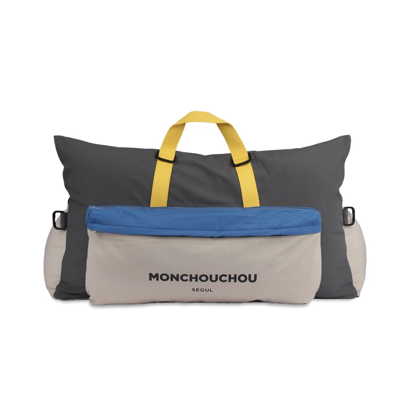 10th Moncarseat Supersize Banana Bus01.jpg